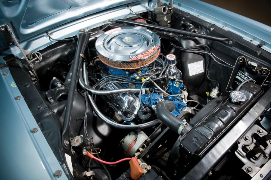  Ford Mustang GT K-Code Convertible 1966 года  (фото 7 из 8)